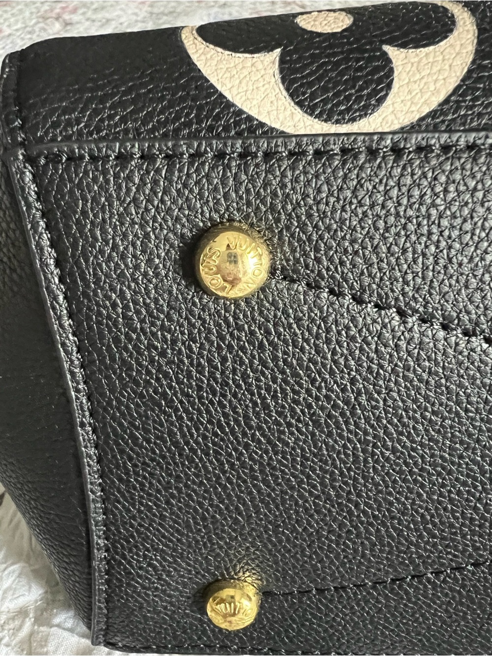LV Black with Cream Monogram pebble Leather Tote - Picture 4 of 16